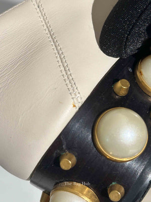 Gucci Mystic White Calfskin Pearl Embellished Peyton Betis Glamour Web 35mm Loafer Pumps Size 35