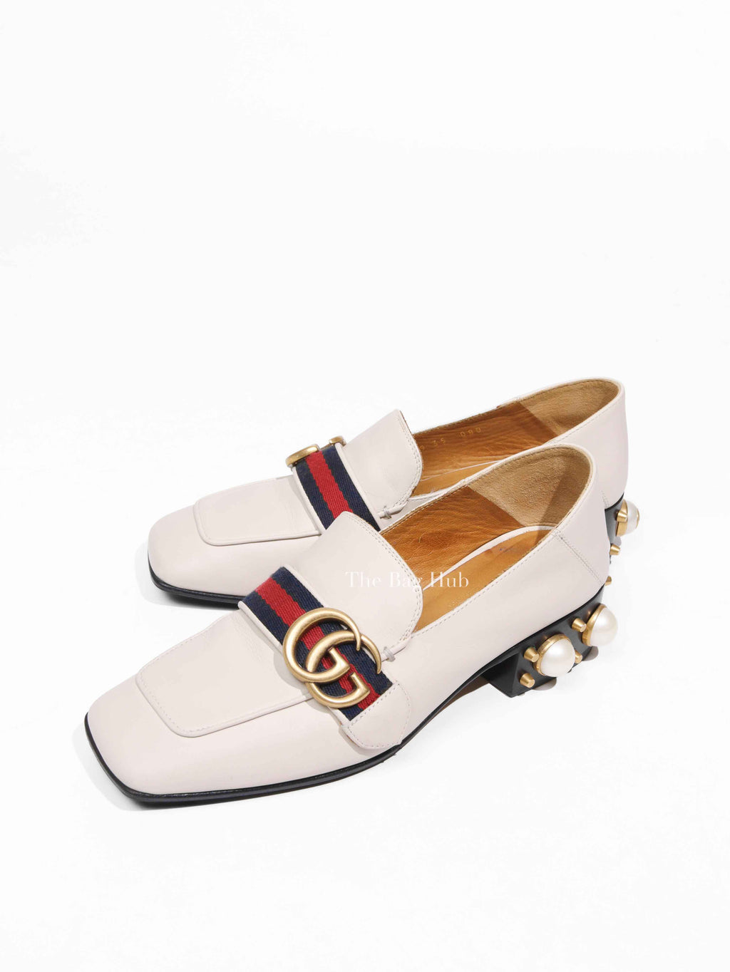 Gucci Mystic White Calfskin Pearl Embellished Peyton Betis Glamour Web 35mm Loafer Pumps Size 35