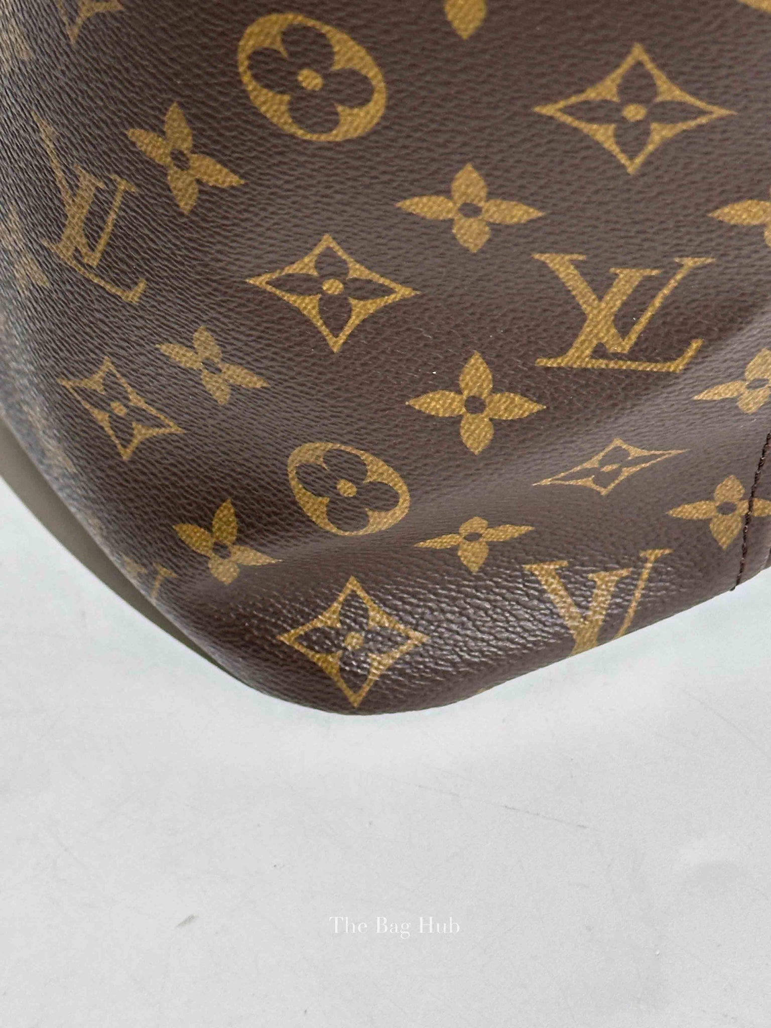 Louis Vuitton Monogram Canvas Neverfull MM Bag