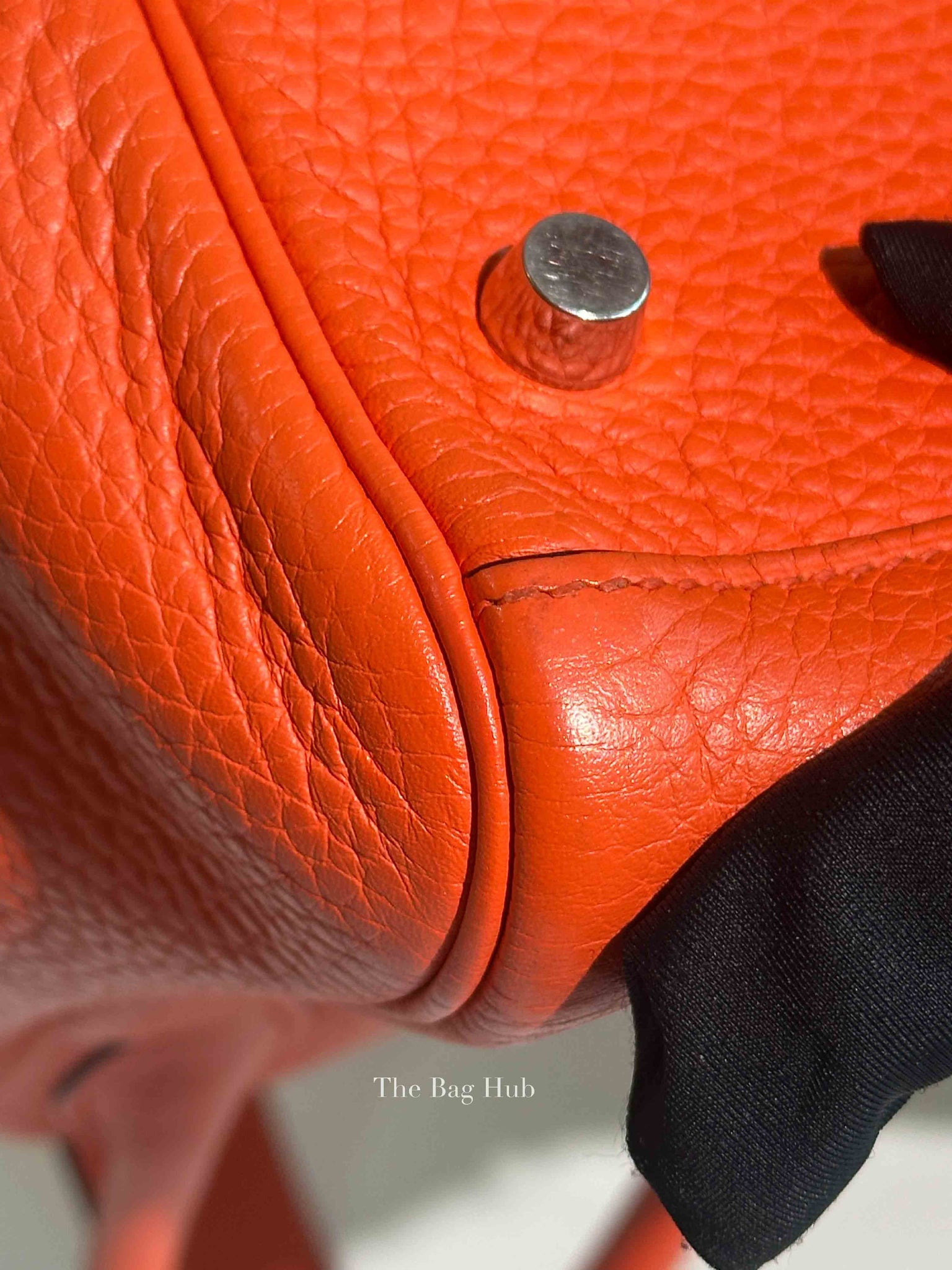 Hermes Orange Clemence Leather Lindy 30 Bag PHW