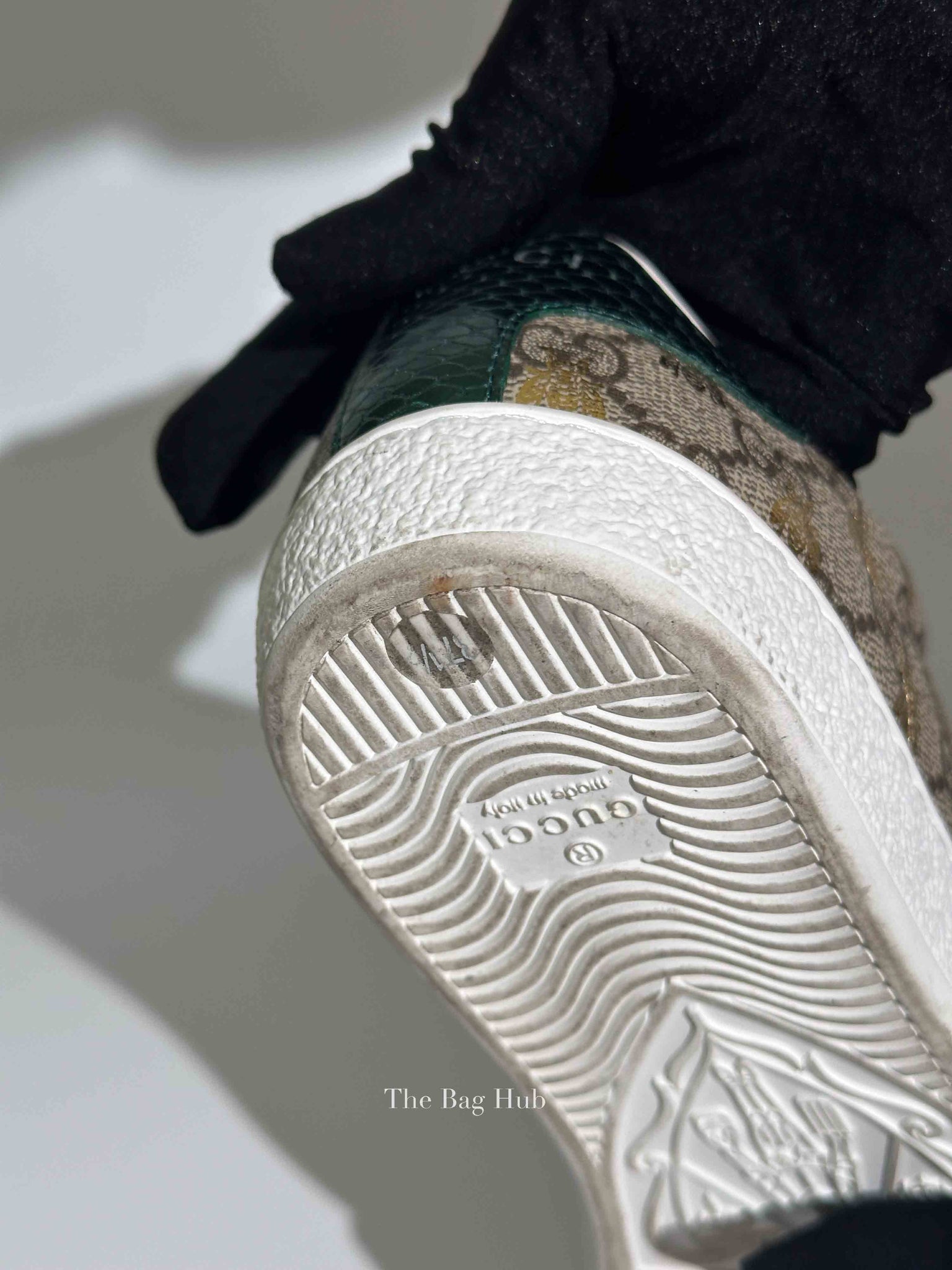 Gucci GG Supreme Monogram Bees Ace Web Sneakers Size 37.5