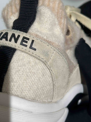 Chanel Grey/Beige Suede and Knit Fabric CC Low Top Sneakers Size 37.5