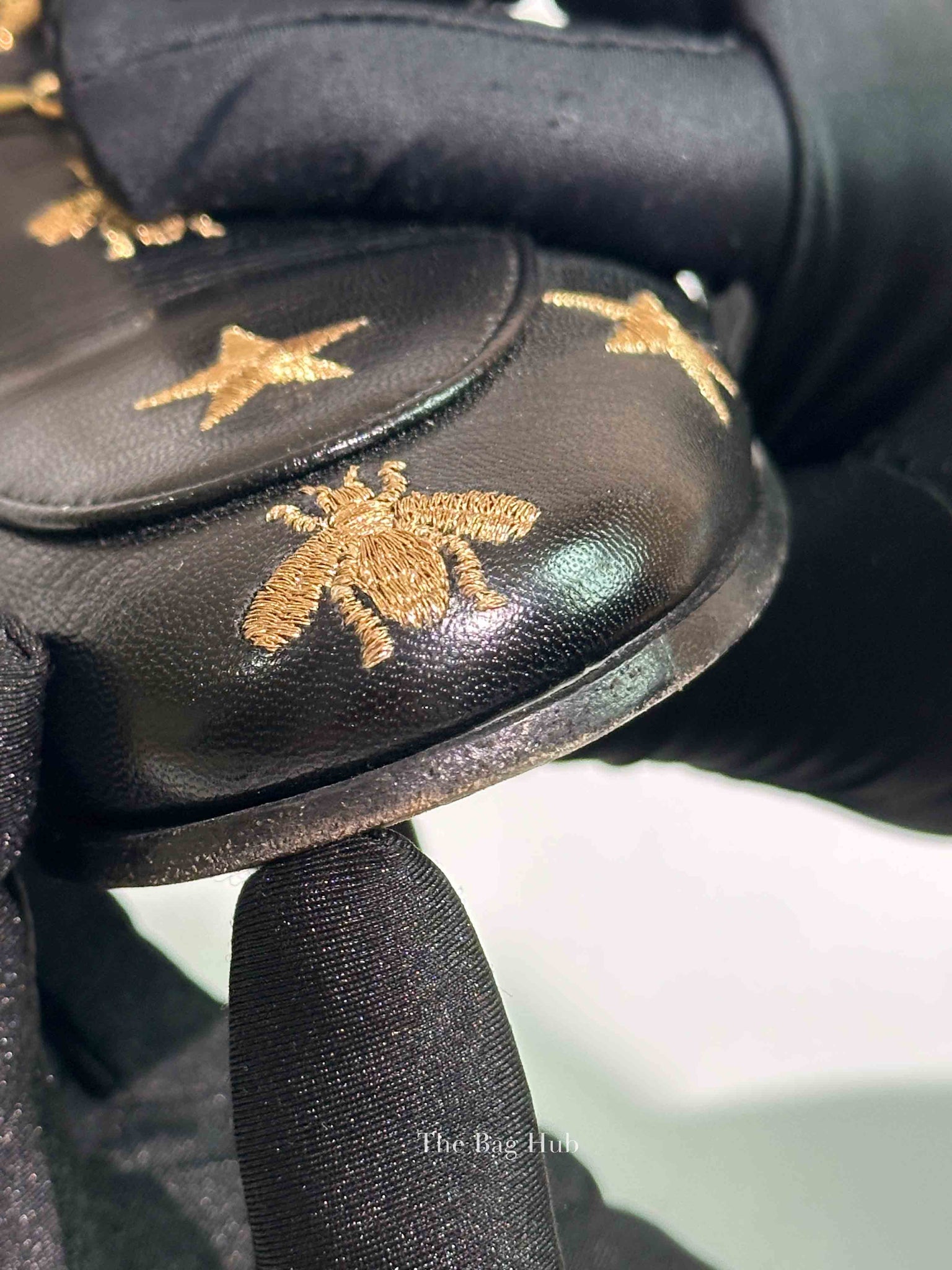 Gucci Black Leather Bee Jordaan Loafers Size 36