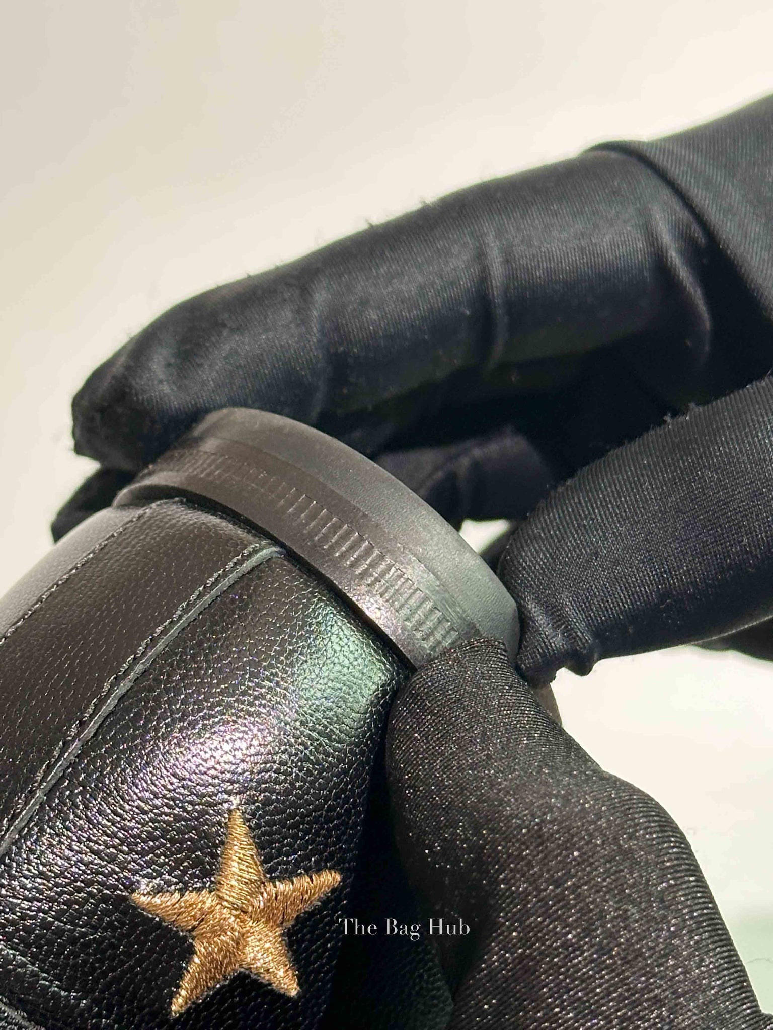 Gucci Black Leather Bee Jordaan Loafers Size 36