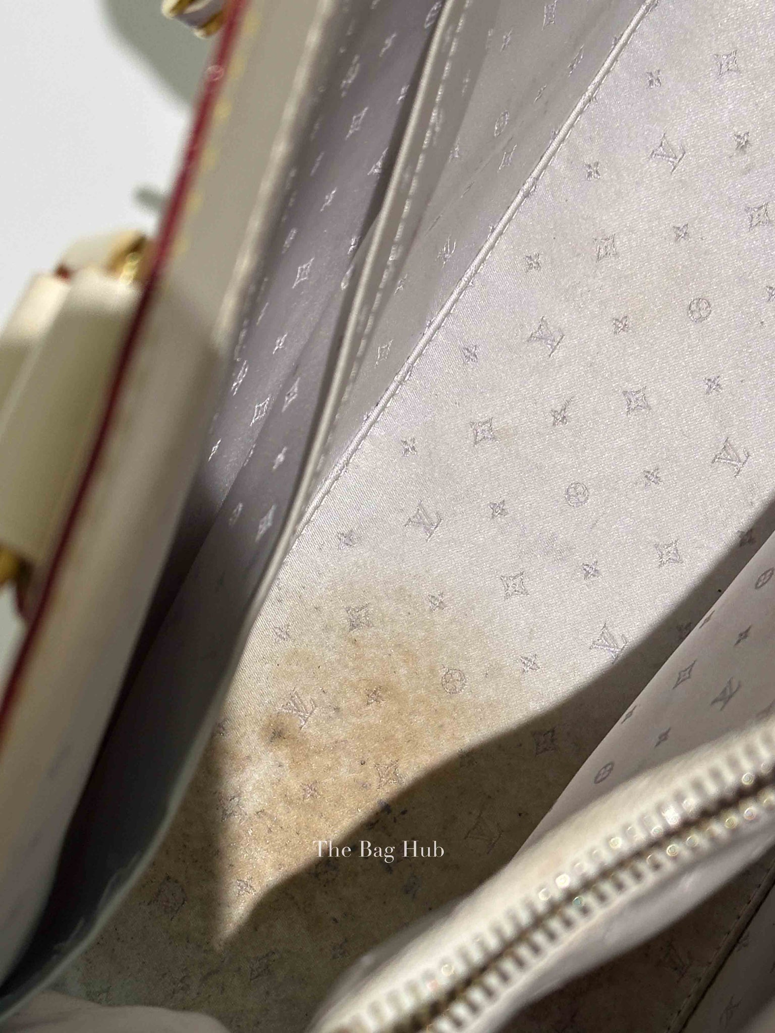Louis Vuitton White Suhali Leather Le Fabuleux Bag