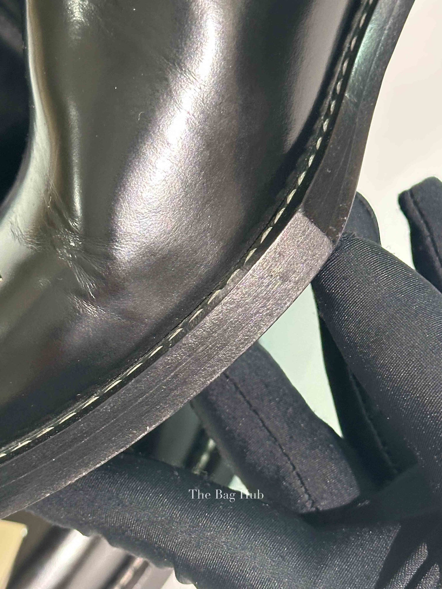 Louis Vuitton Black Leather Metal Captoe Cosplay Ankle Boots Size 38