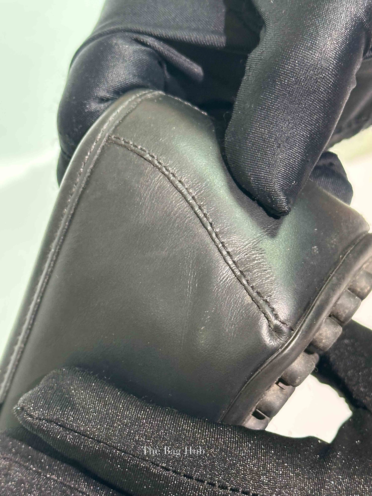 Gucci Black Calfskin Guccissima Mens Driver Loafers Size 8.5