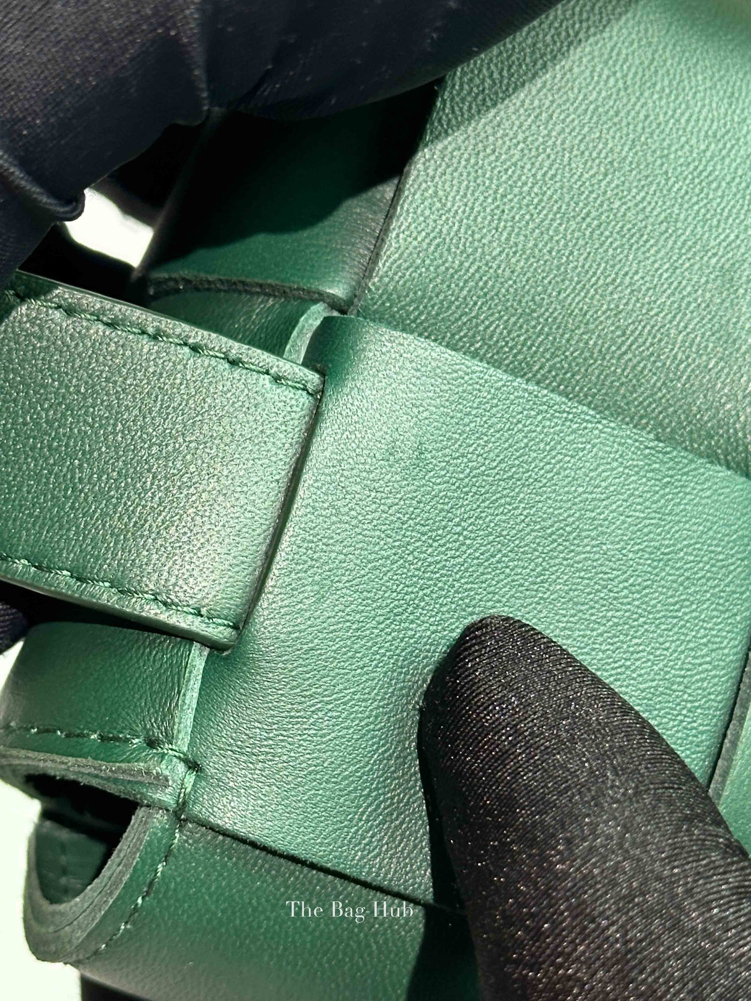 Bottega Veneta Green Leather Cassette Belt Bag