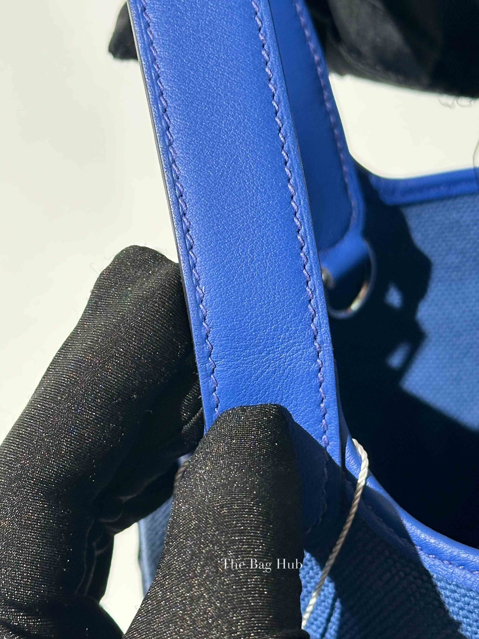 Hermes Bleu Royal Swift/Toile Canvas Picotin Cargo 18 PHW