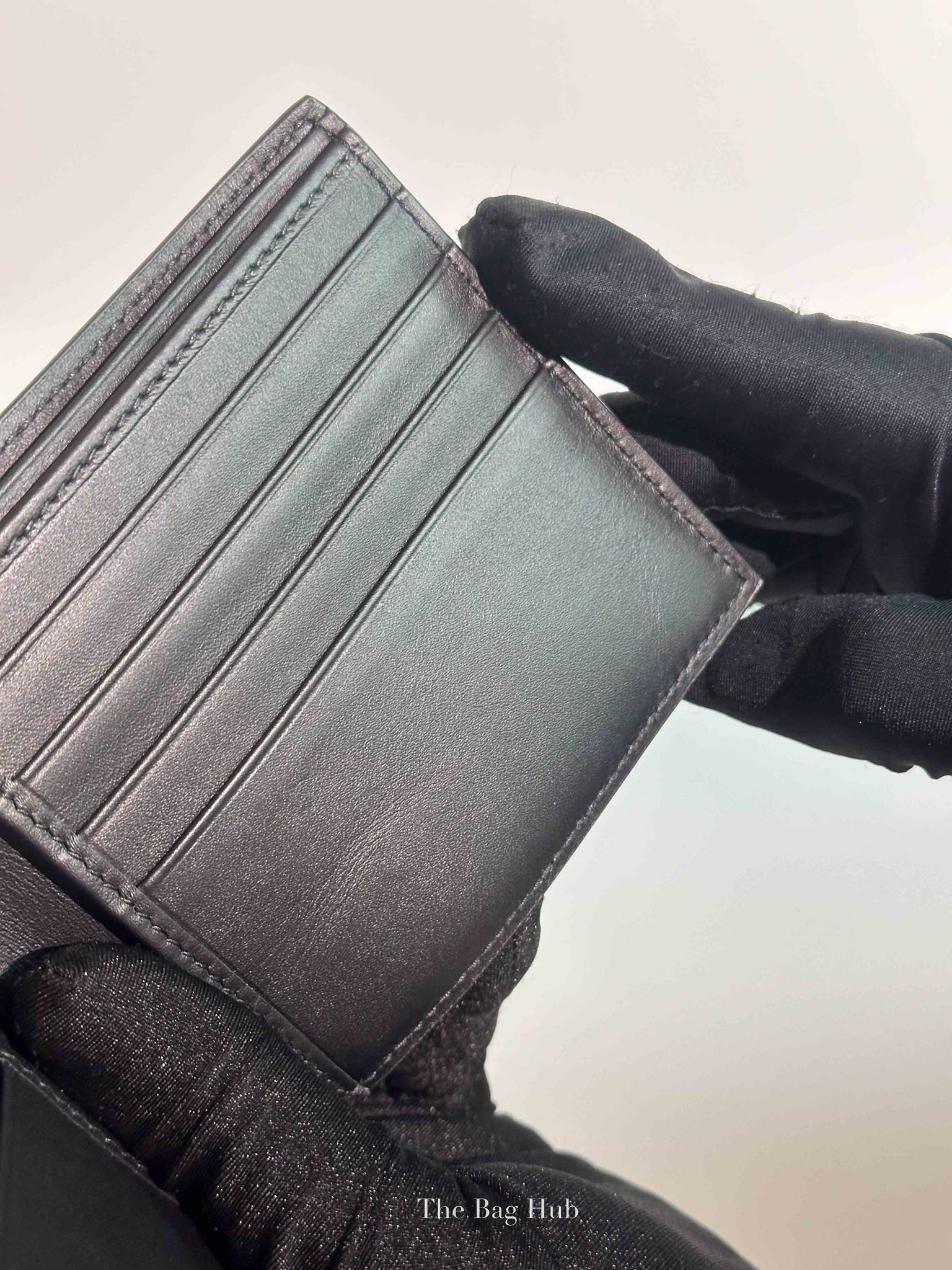 Bottega Veneta Black Calfskin Intrecciato Bi-Fold Wallet