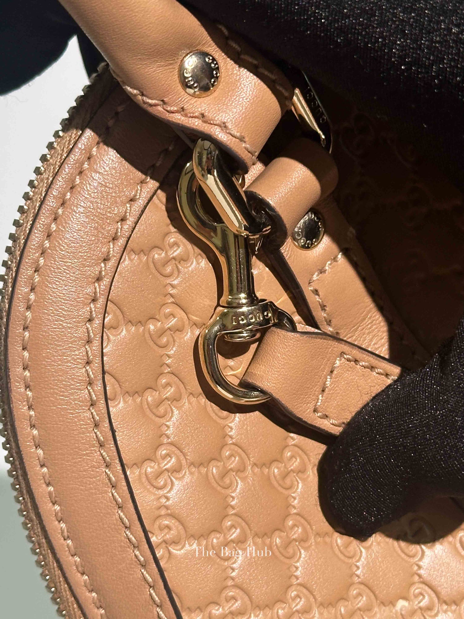 Gucci Camelia Leather Microguccissima Mini Dome Bag