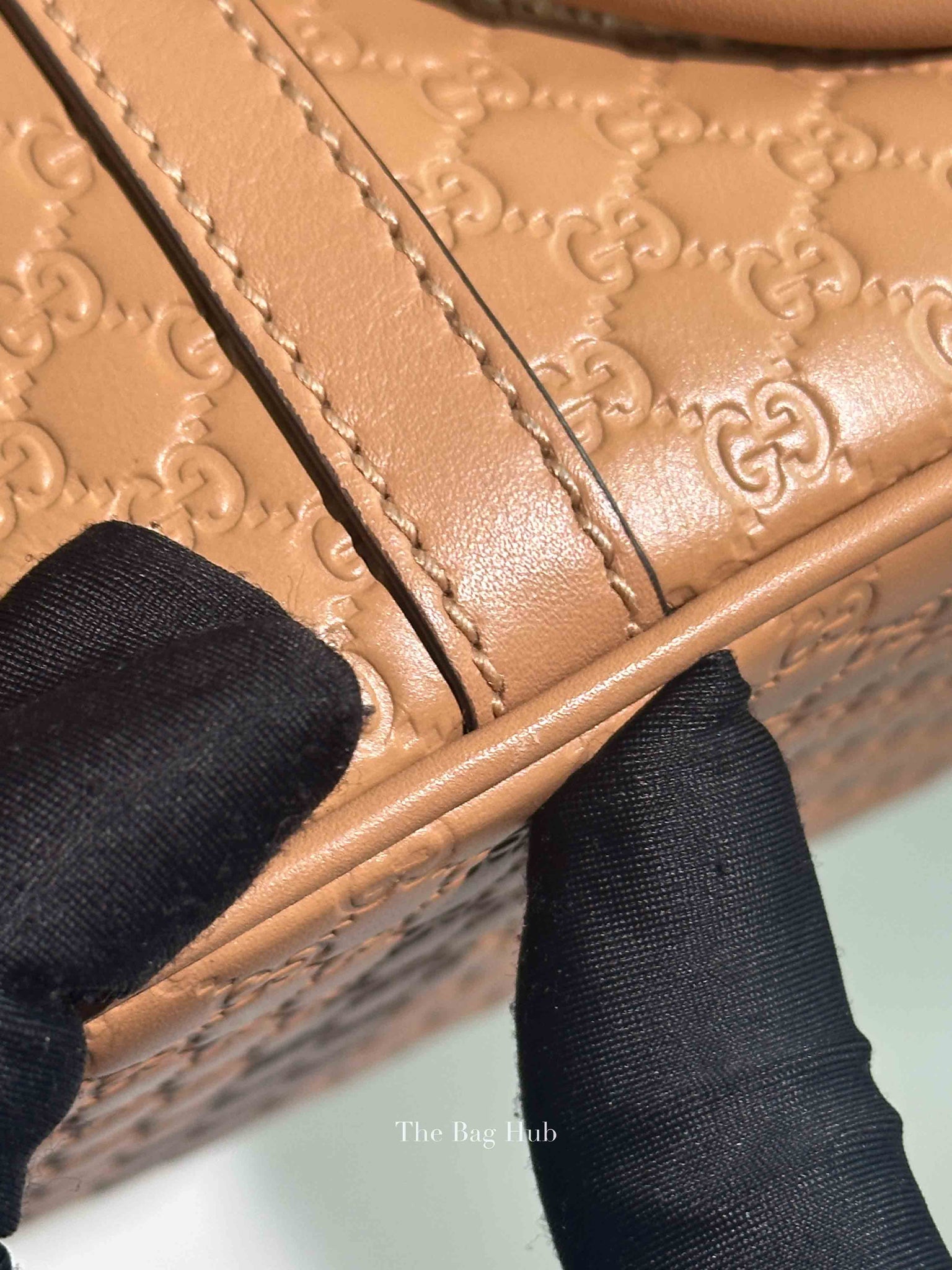 Gucci Camelia Leather Microguccissima Mini Dome Bag
