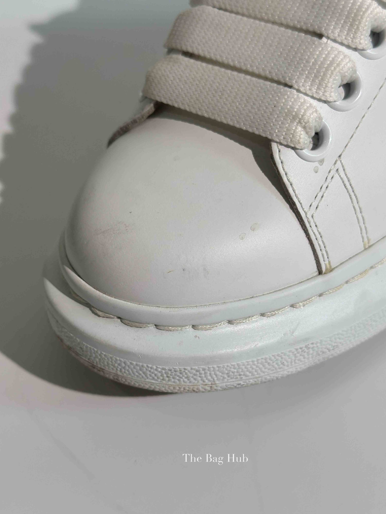 Alexander McQueen White/Silver Leather Oversized Sneakers Size 35