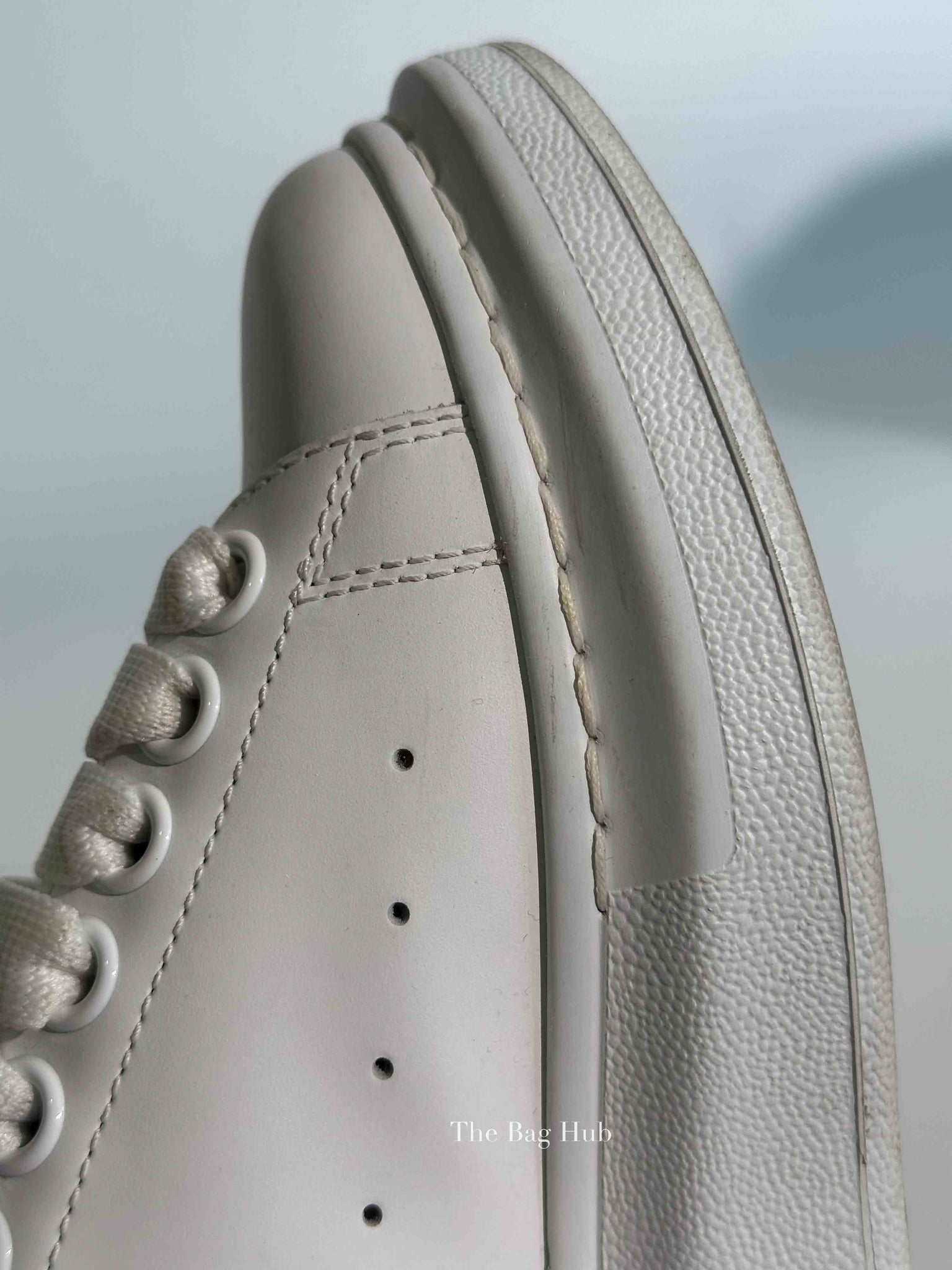 Alexander McQueen White/Silver Leather Oversized Sneakers Size 35