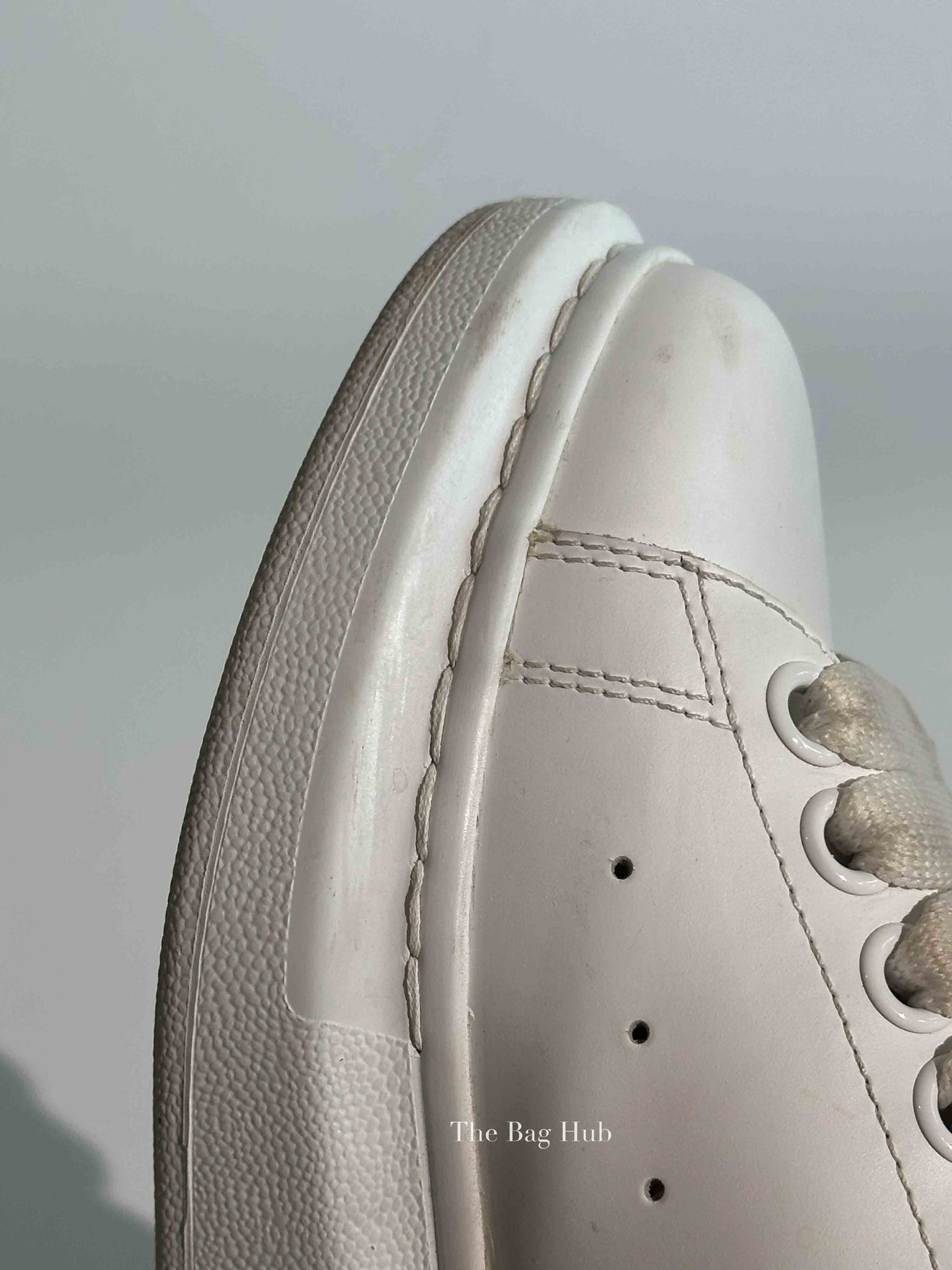 Alexander McQueen White/Silver Leather Oversized Sneakers Size 35