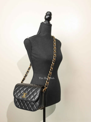 Chanel Black Lambskin Chain Shoulder Bag