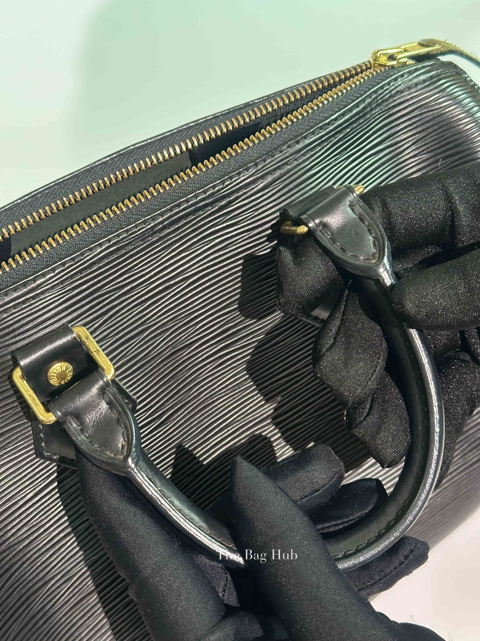 Louis Vuitton Black Epi Leather Speedy 25 Bag