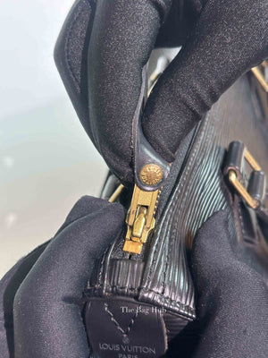 Louis Vuitton Black Epi Leather Speedy 25 Bag