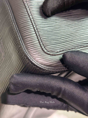 Louis Vuitton Black Epi Leather Speedy 25 Bag