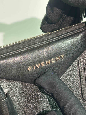 Givenchy Black Leather Antigona Medium Bag