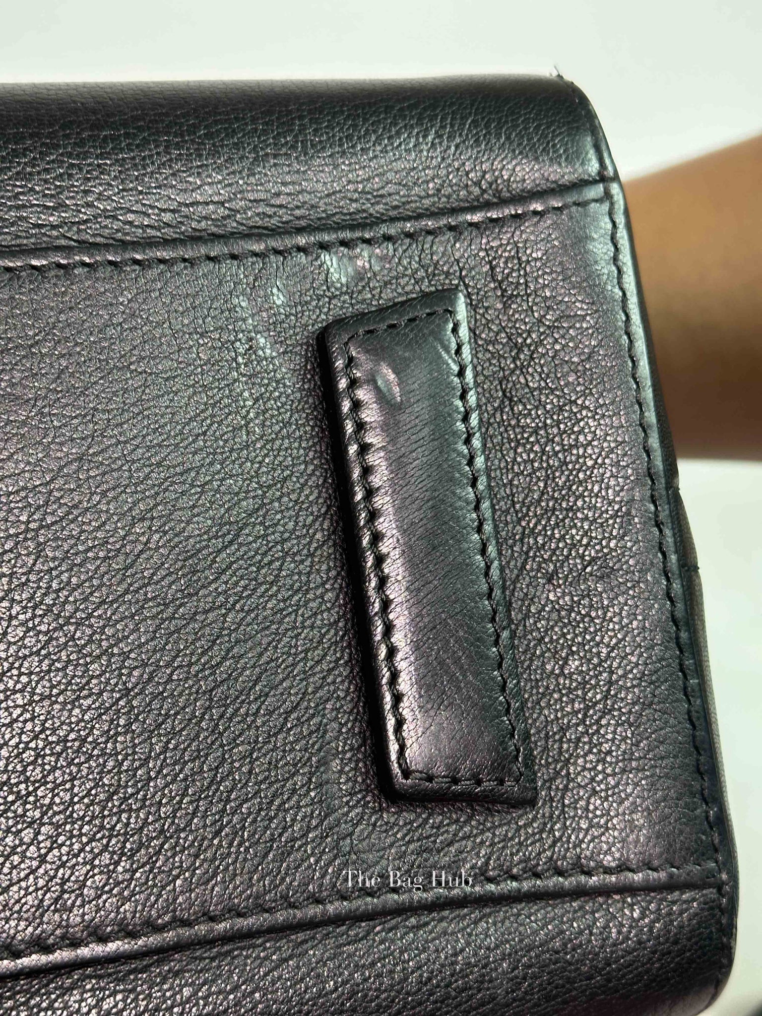 Givenchy Black Leather Antigona Medium Bag