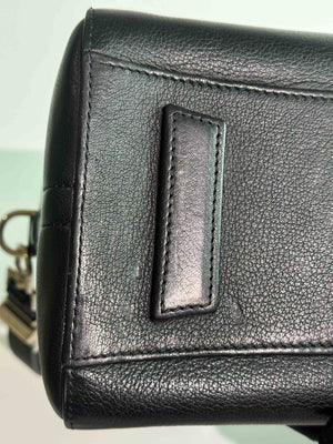 Givenchy Black Leather Antigona Medium Bag