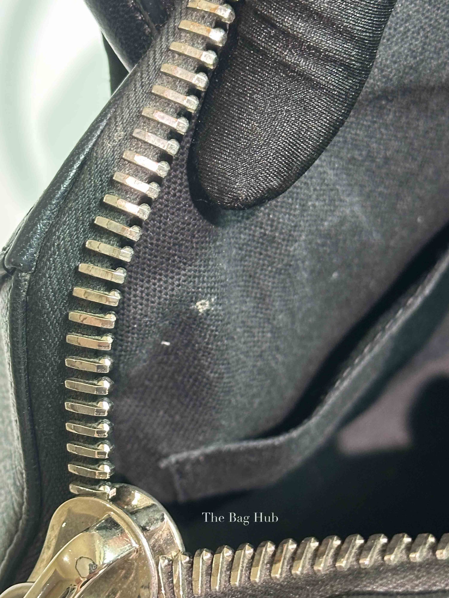 Givenchy Black Leather Antigona Medium Bag