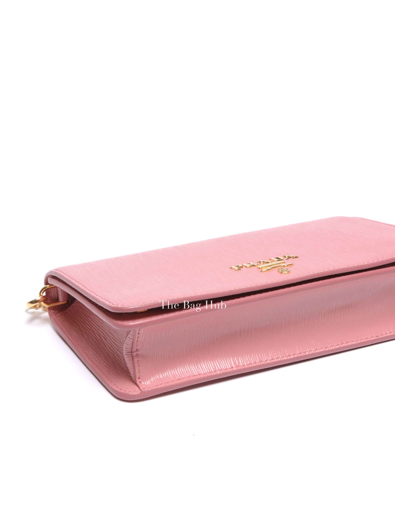 Prada Petalo Vitello Move Wallet on Chain 1DH044