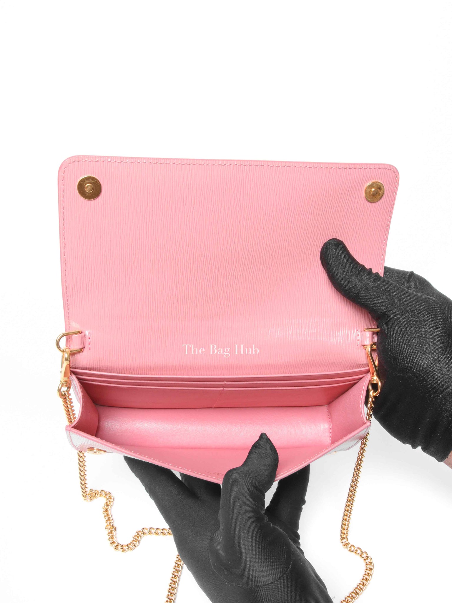 Prada Petalo Vitello Move Wallet on Chain 1DH044