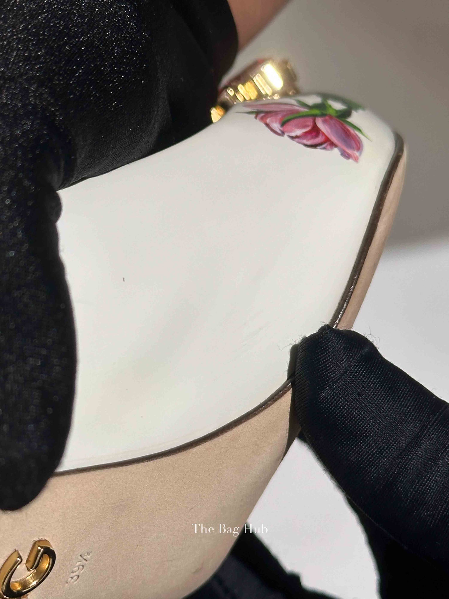 Dolce & Gabbana White Leather Jeweled Floral Print Pointed Toe 65mm Pumps Size 39.5