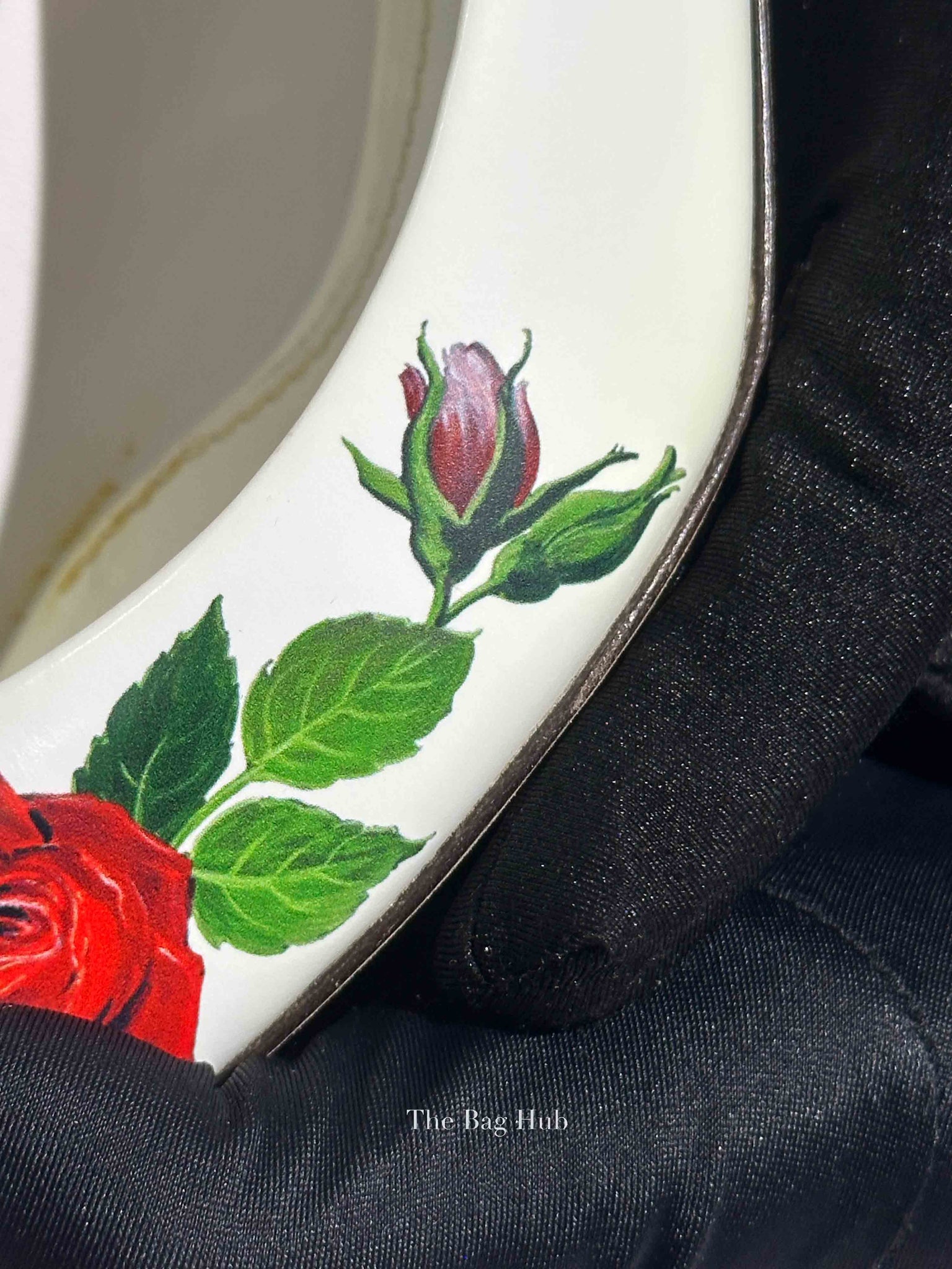 Dolce & Gabbana White Leather Jeweled Floral Print Pointed Toe 65mm Pumps Size 39.5