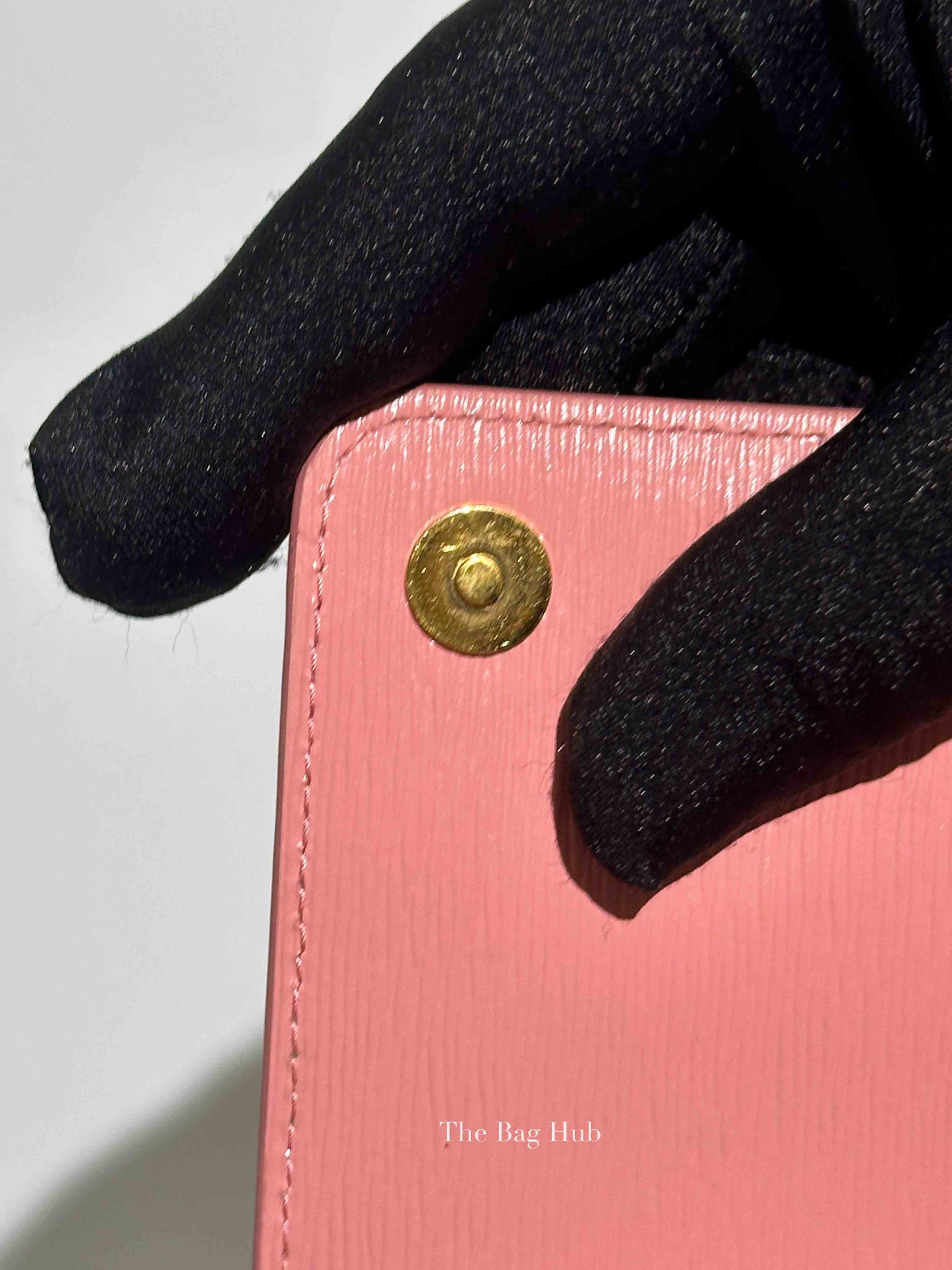 Prada Petalo Vitello Move Wallet on Chain 1DH044
