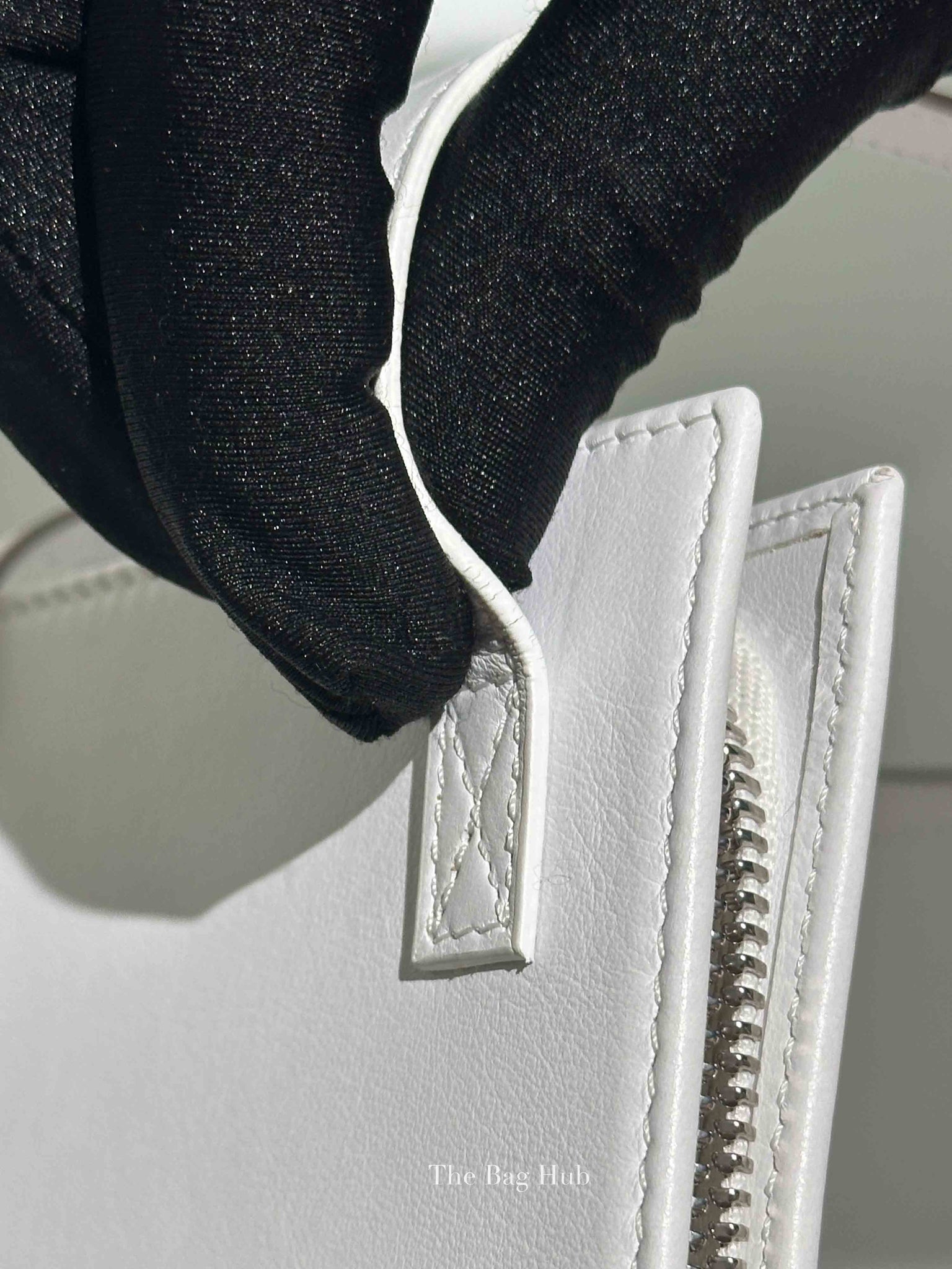 Jacquemus White Leather Le Gadjo Strapped Wallet