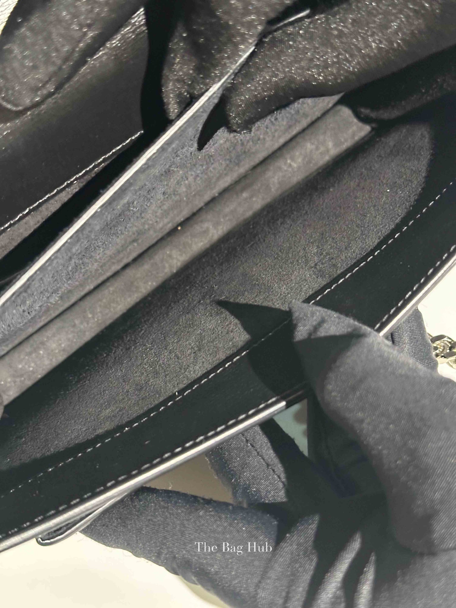 Saint Laurent Noir Smooth Leather Medium Sunset Shoulder Bag SHW