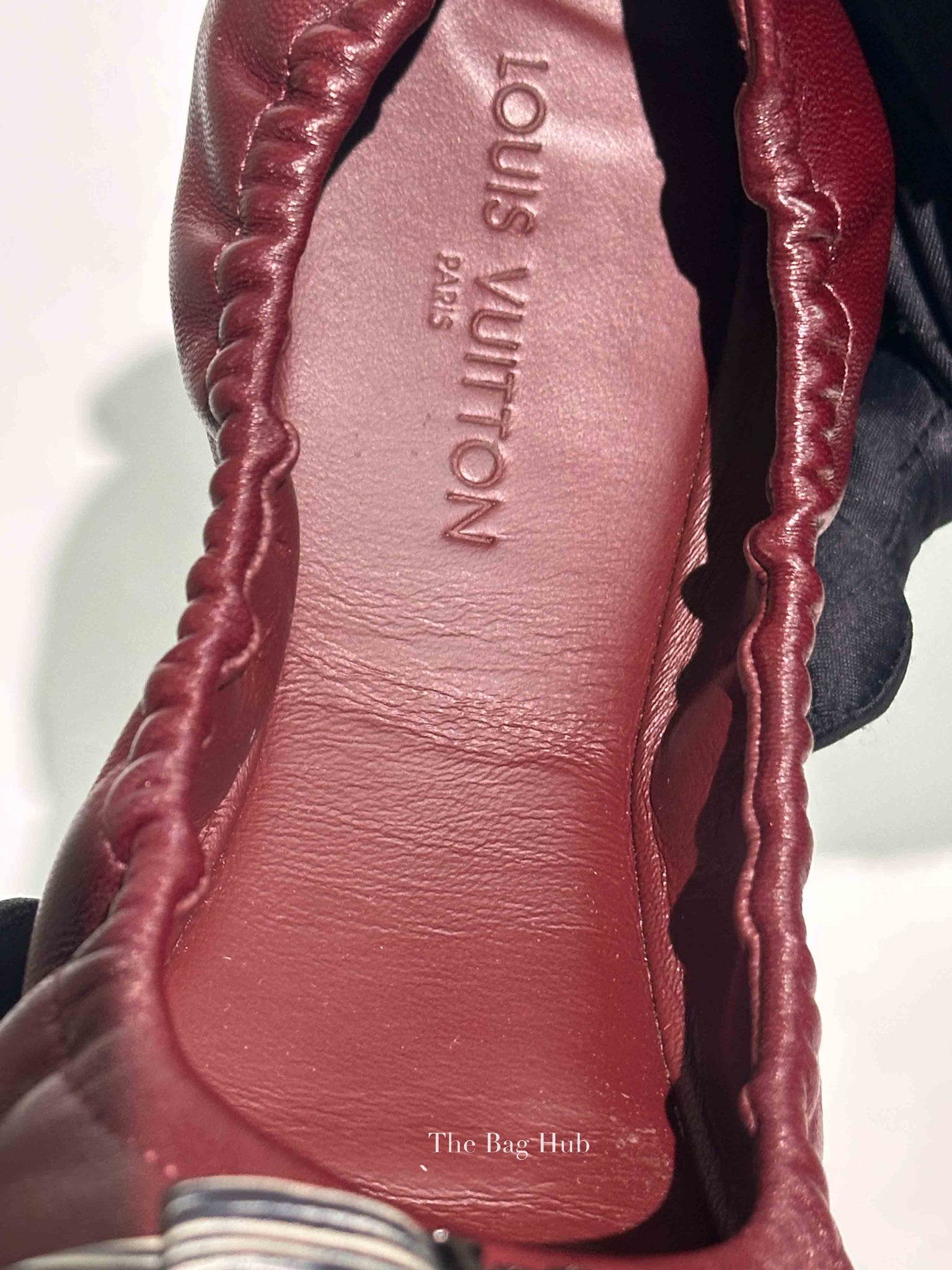 Louis Vuitton Burgundy Leather Elba Scrunch Ballet Flats Size 36.5
