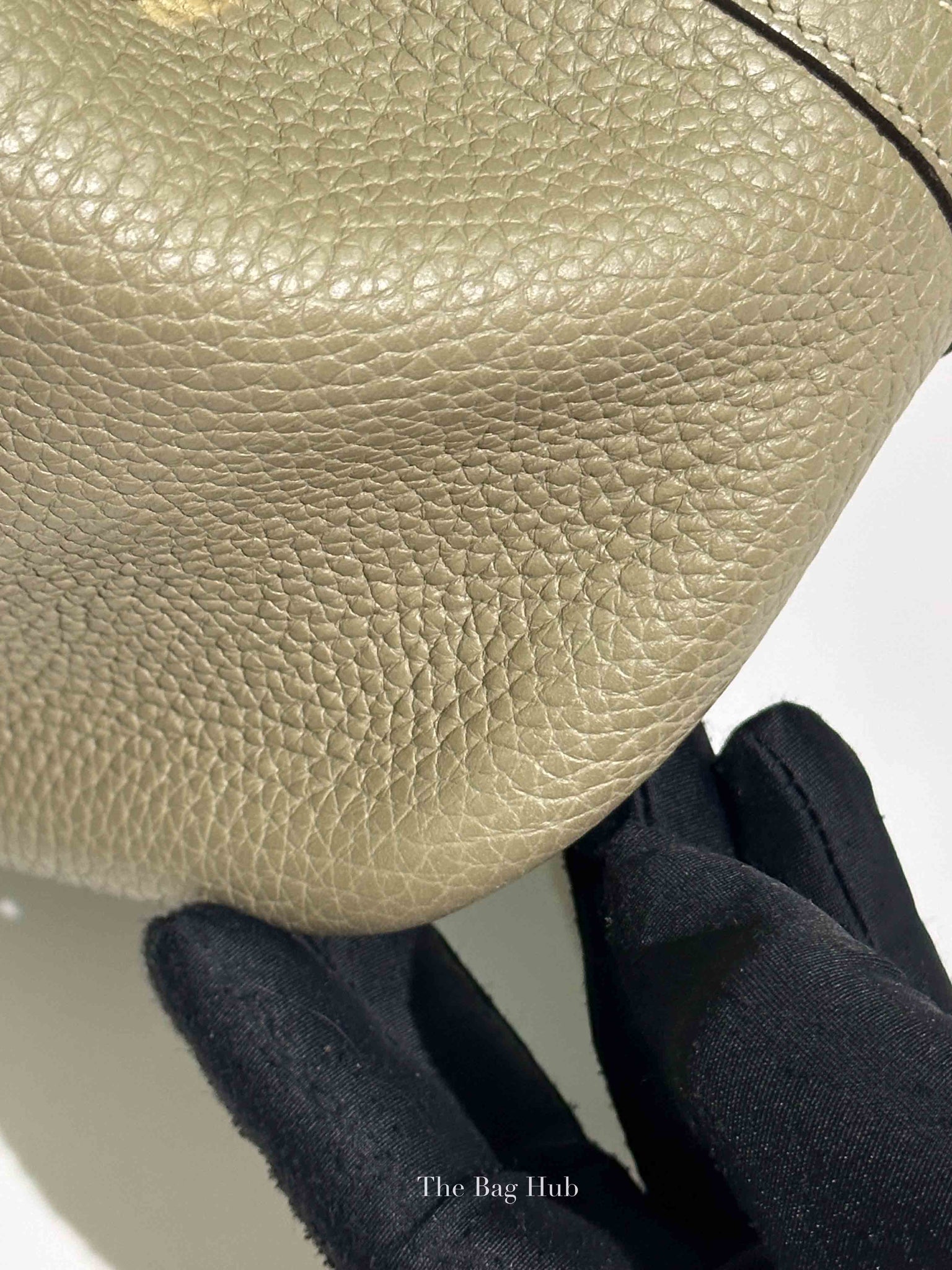 Hermes Etain Taurillon Clemence Picotin 22 Bag
