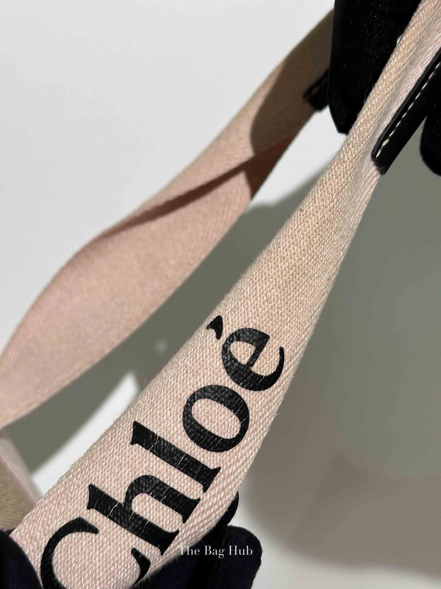 Chloe White/Pink Canvas Medium Woody Tote Bag