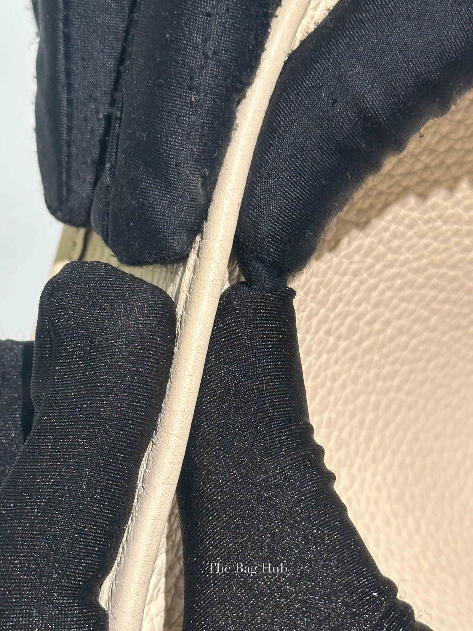 Hermes Nata/Blanc Clemence Amazone Evelyne TPM Bag