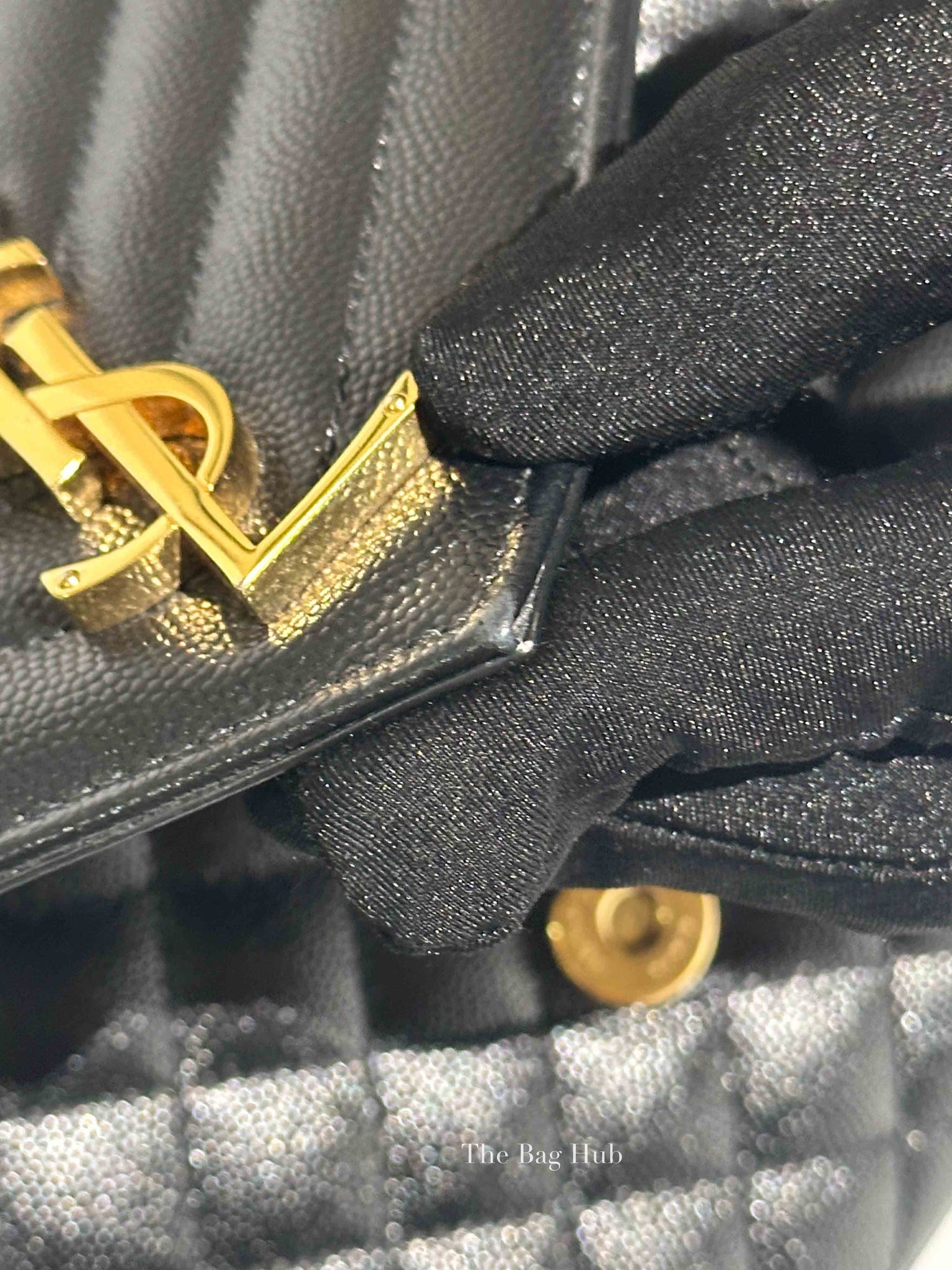 Saint Laurent Black Quilted Grain De Poudre Envelope Medium Chain Shoulder Bag
