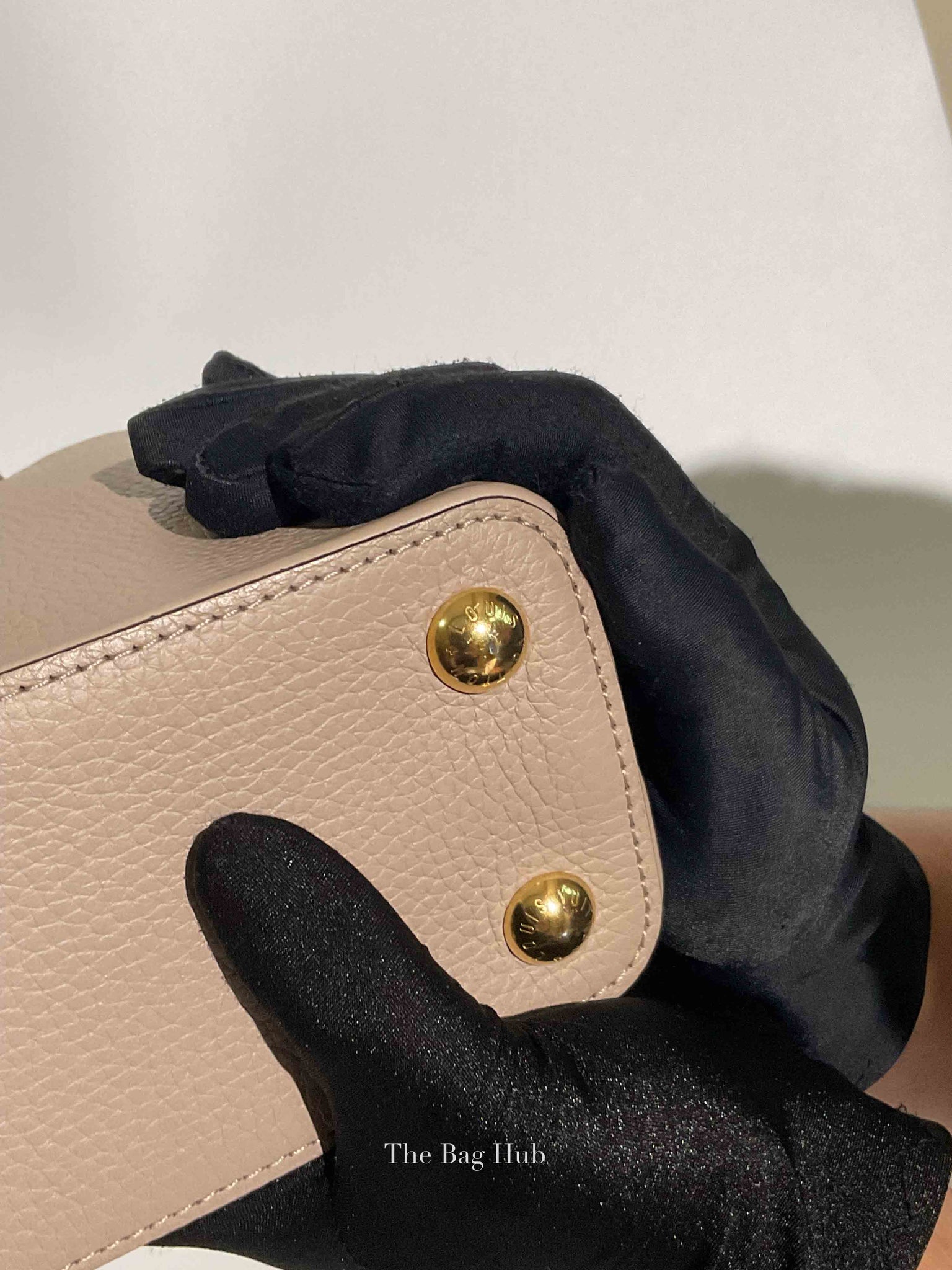 Louis Vuitton Galet Cuir Taurillon Leather Capucines BB Bag