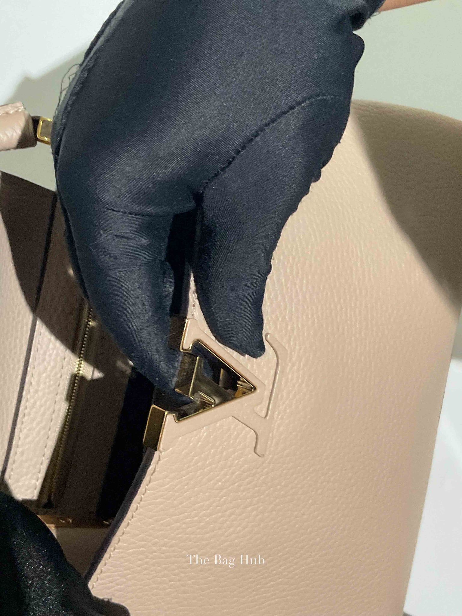 Louis Vuitton Galet Cuir Taurillon Leather Capucines BB Bag