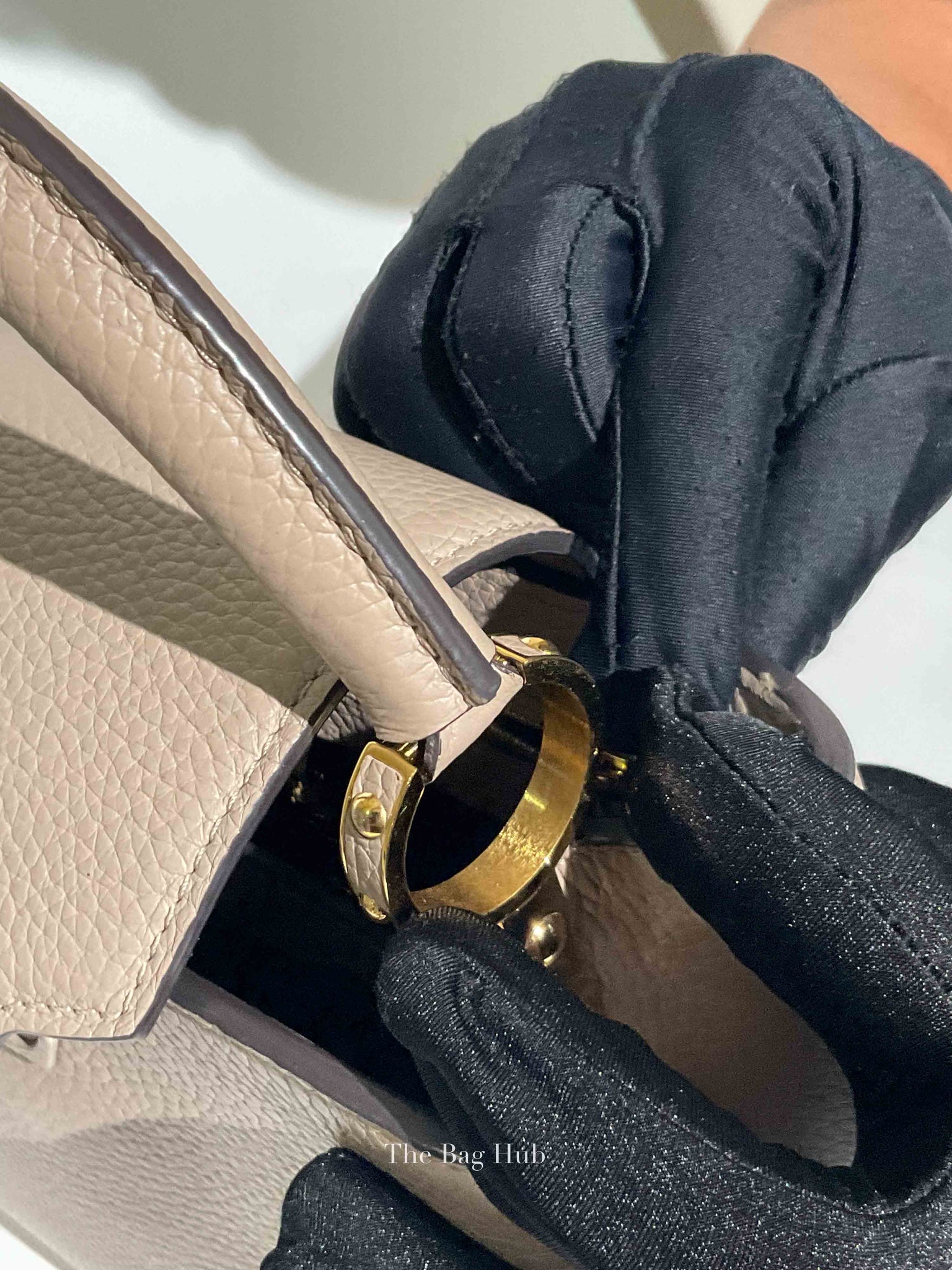 Louis Vuitton Galet Cuir Taurillon Leather Capucines BB Bag