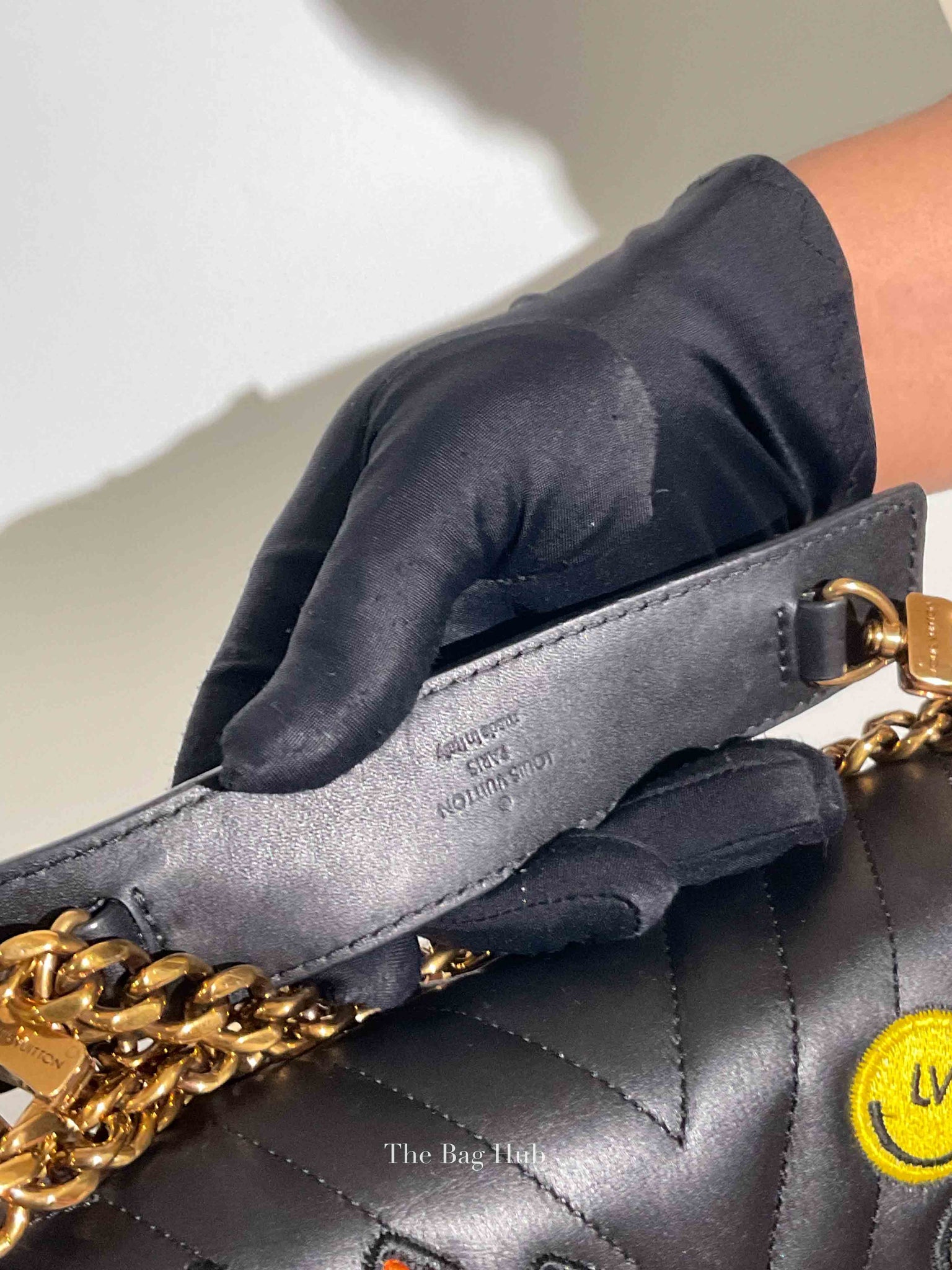 Louis Vuitton Black Quilted Leather New Wave Patches MM Chain Bag