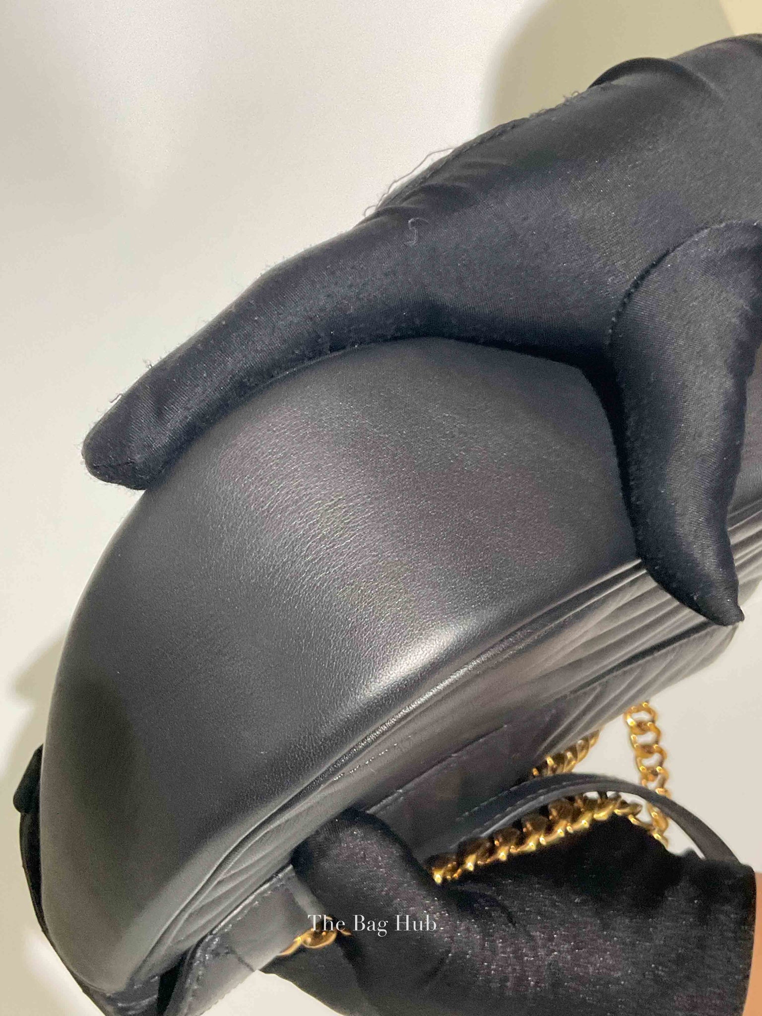 Louis Vuitton Black Quilted Leather New Wave Patches MM Chain Bag