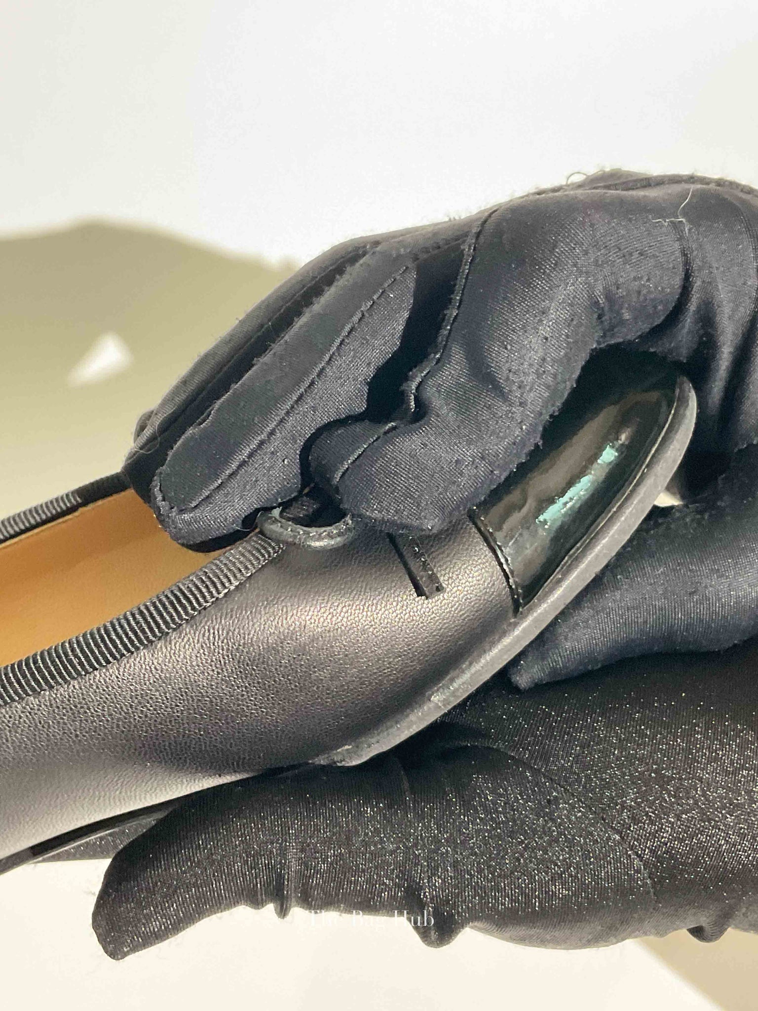 Chanel Black Patent And Leather Bow CC Cap Toe Ballet Flats Size 36.5