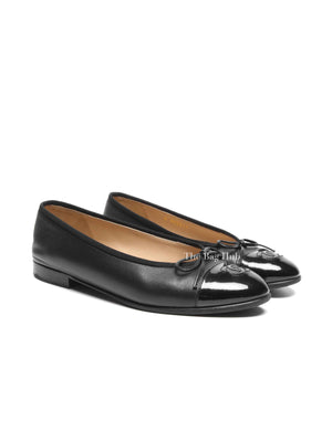 Chanel Black Patent And Leather Bow CC Cap Toe Ballet Flats Size 36.5