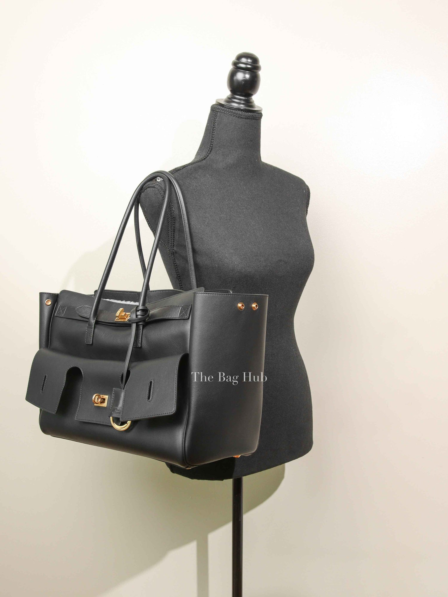 Balenciaga Black Leather Women's Bel Air Carry All Medium Bag