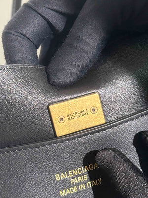 Balenciaga Black Leather Women's Bel Air Carry All Medium Bag