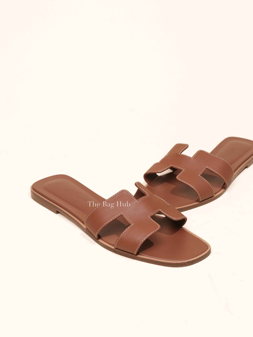 Hermes Gold Leather Oran Sandals Size 39.5