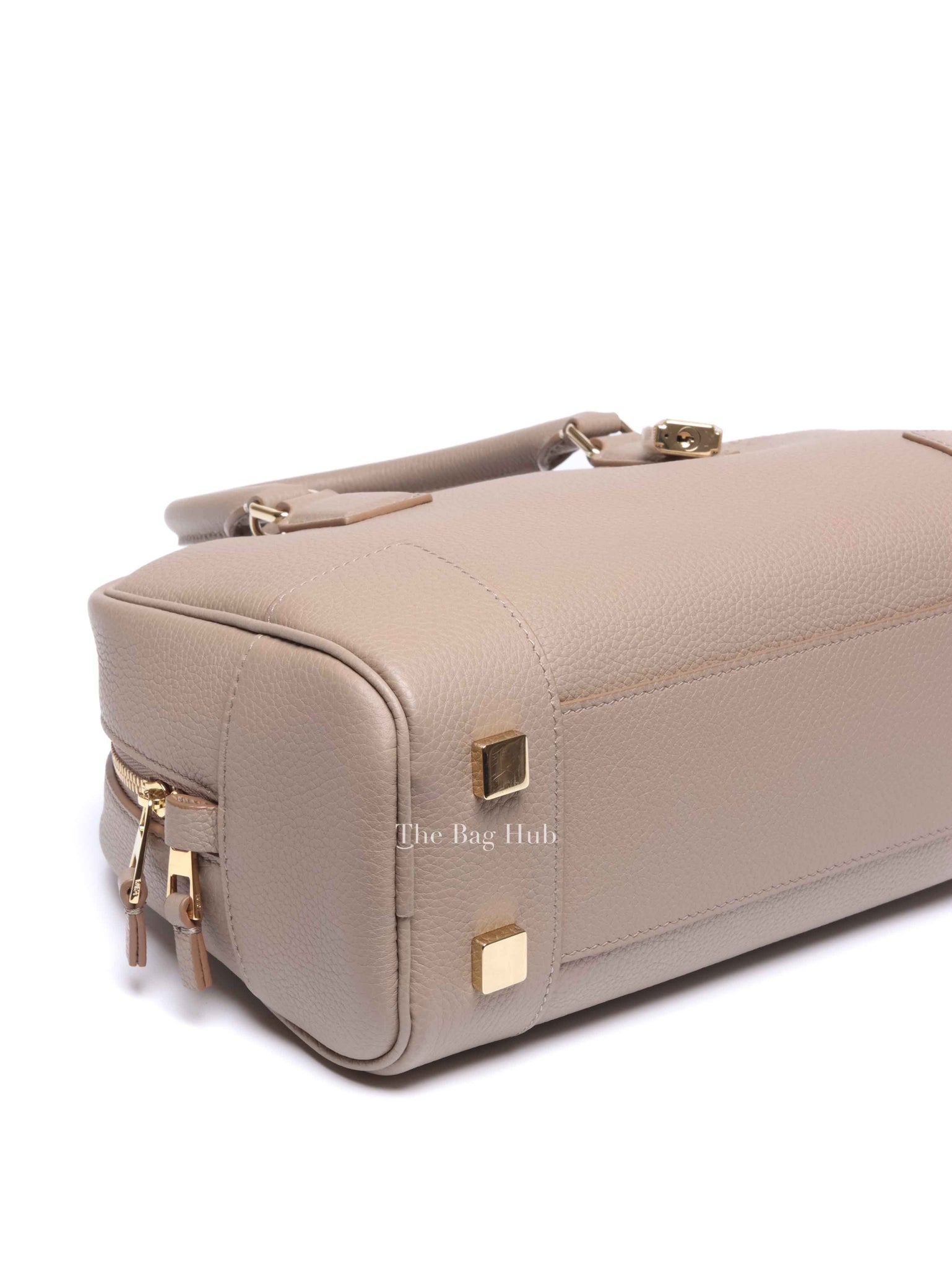 Loewe Sand Soft Grained Calfskin Amazona 23 Bag